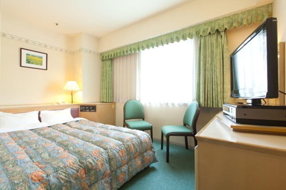 Airline Hotel Miyazaki Eksteriør billede